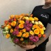 35 кустовых роз в корзине
