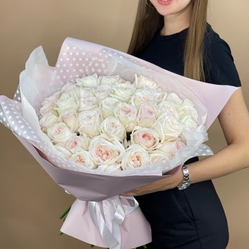 51 пионовидная роза 